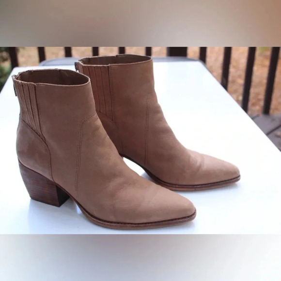 Vince Camuto Devena ankle boots - Picture 5 of 11